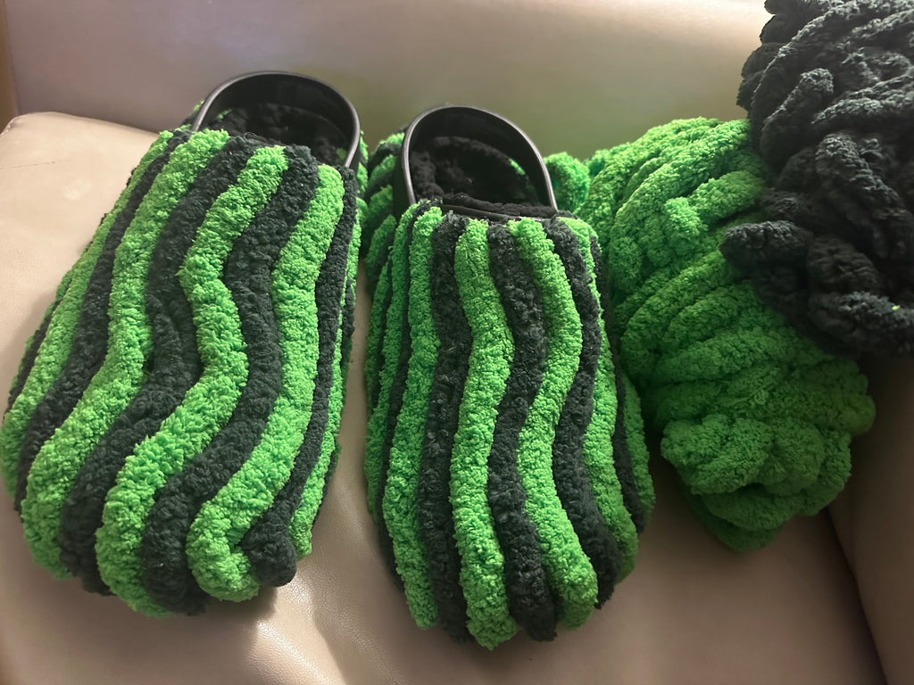 Hulk Slippers