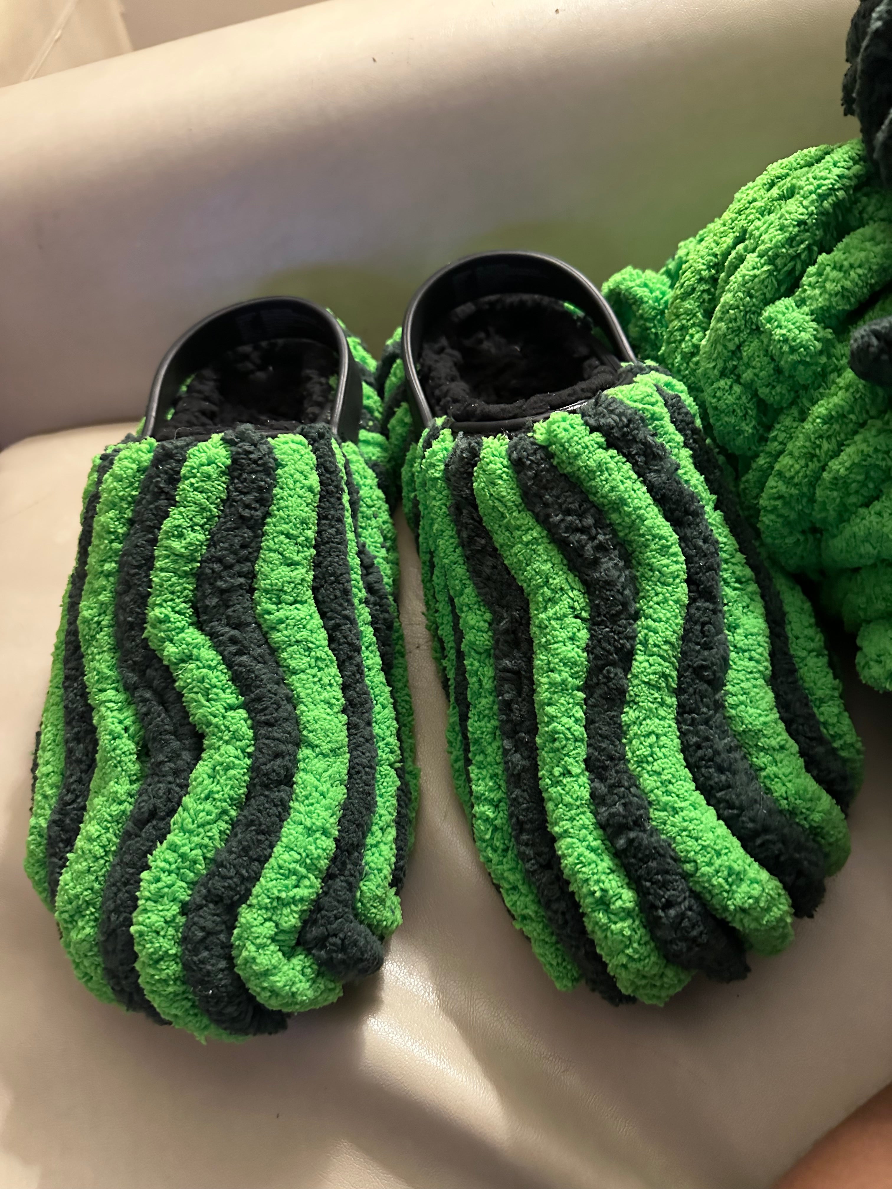 Hulk Slippers